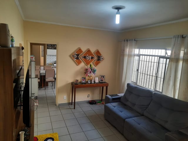 Foto do Casa - 🏡 Sobrado com 2 Dorms, Edícula e Churrasqueira – 2 Vagas e Excelente Localização! | Mix Nascimento