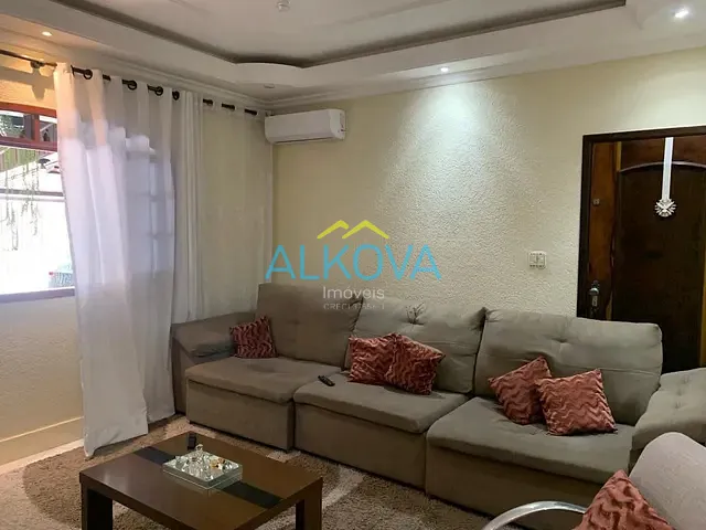 Sobrado com 227m² 4 quartos e 3 banheiros, à venda, no bairro Residencial Bosque dos Ipês em São José dos Campos