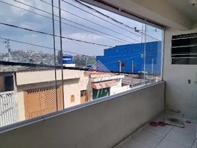Sobrado com 126m² 3 quartos e 1 banheiro, à venda, no bairro Jardim Canadá em Mauá