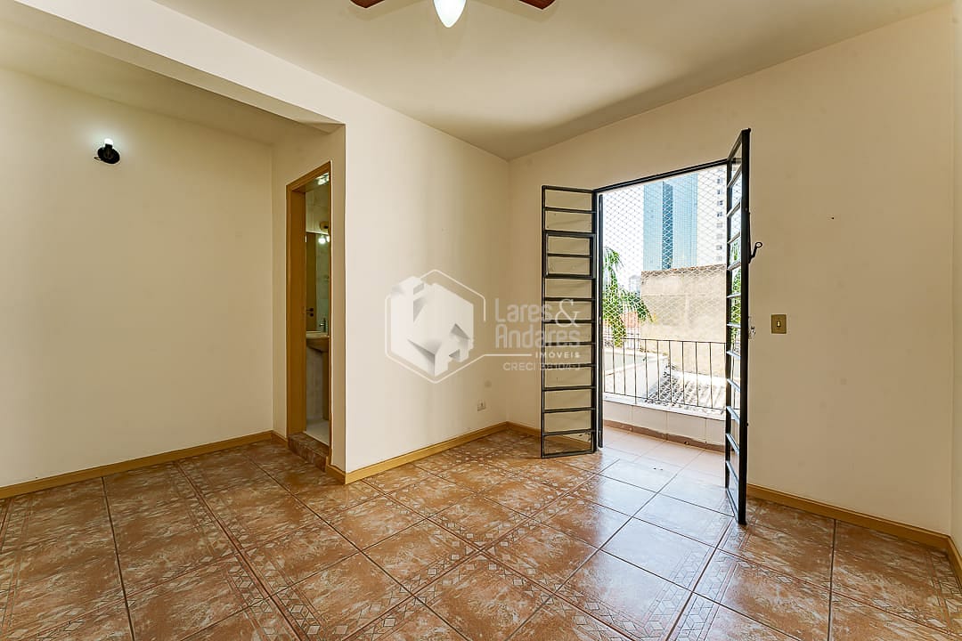 Sobrado à venda com 2 quartos, 225m² - Foto 33