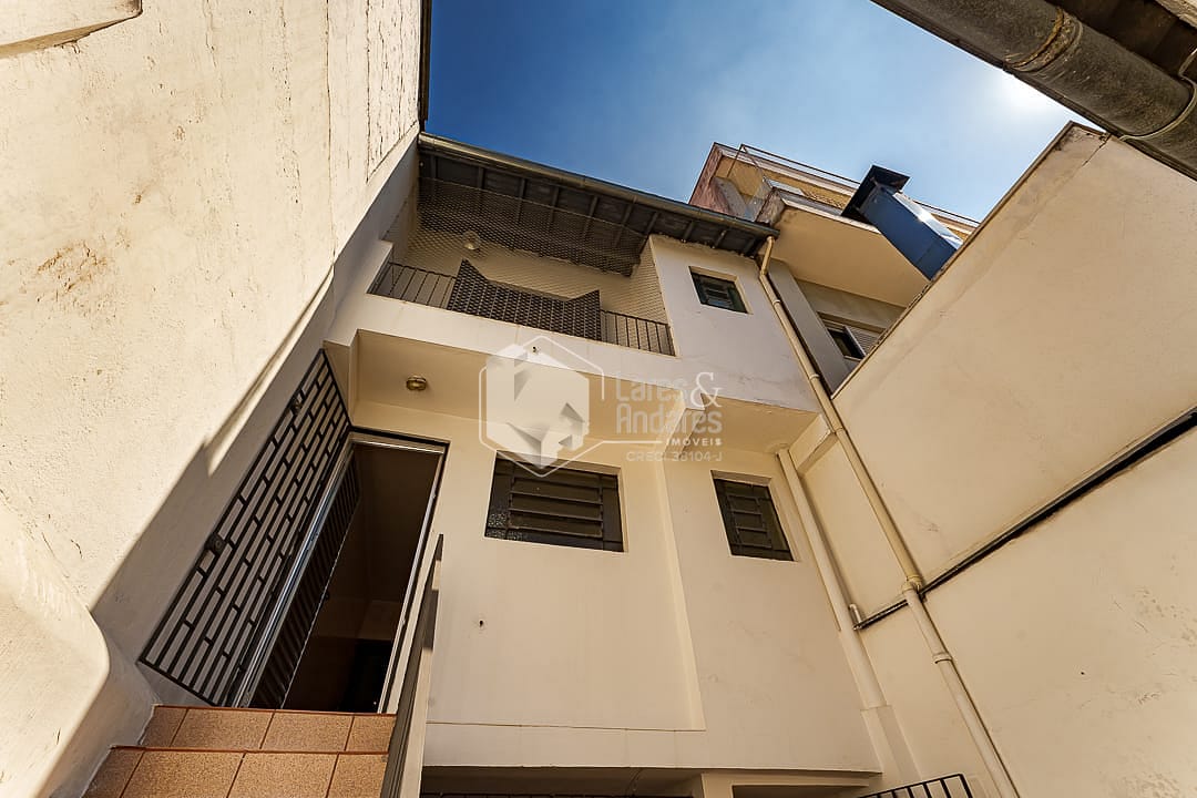 Sobrado à venda com 2 quartos, 225m² - Foto 44