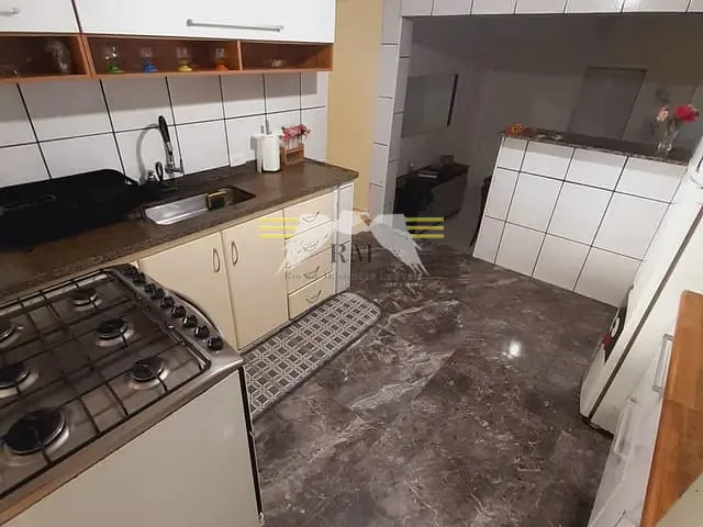 Sobrado com 200m² 3 quartos e 2 banheiros, à venda, no bairro Jardim Vila Formosa em São Paulo