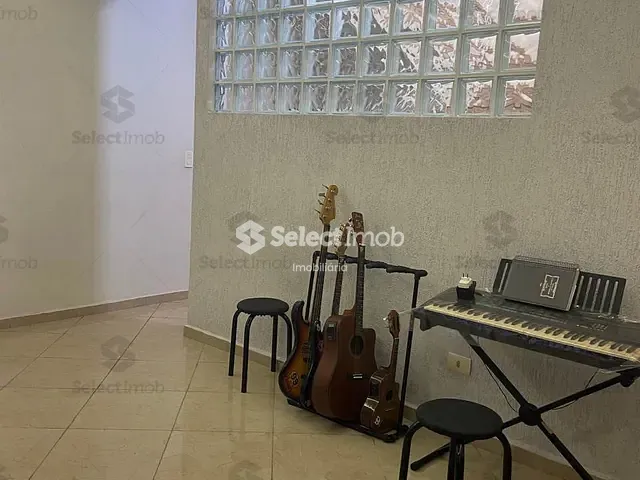Sobrado com 238m² 3 quartos e 4 banheiros, à venda, no bairro Parque João Ramalho em Santo André
