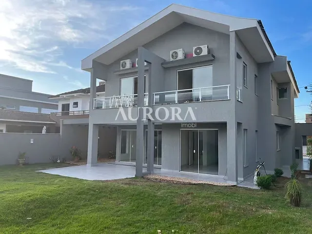 Sobrado com 760m² 3 quartos e 4 banheiros, à venda ou para alugar, no bairro Esperança em Londrina