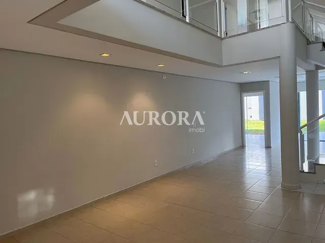 Sobrado com 760m² 3 quartos e 4 banheiros, à venda ou para alugar, no bairro Esperança em Londrina