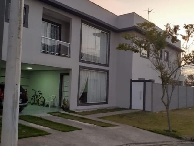 Foto do Sobrado - Sobrado com 4 dormitórios para alugar, 247 m² por R$ 6.000,00/mês - Jardim Jacinto - Jacareí/SP | INDEPENDENCE NEGOCIOS IMOBILIARIOS LTDA