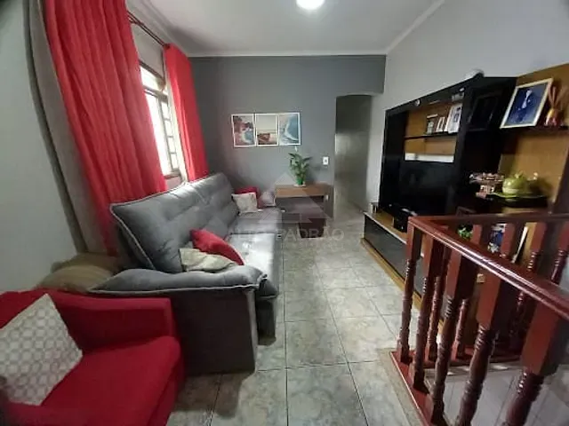 Sobrado com 134m² 2 quartos e 3 banheiros, à venda, no bairro Vila Magini em Mauá