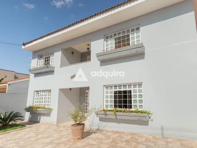 Sobrado 6 quartos e 4 banheiros, à venda, no bairro Jardim Carvalho em Ponta Grossa