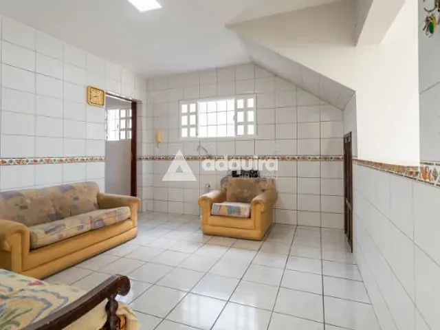 Sobrado 6 quartos e 4 banheiros, à venda, no bairro Jardim Carvalho em Ponta Grossa