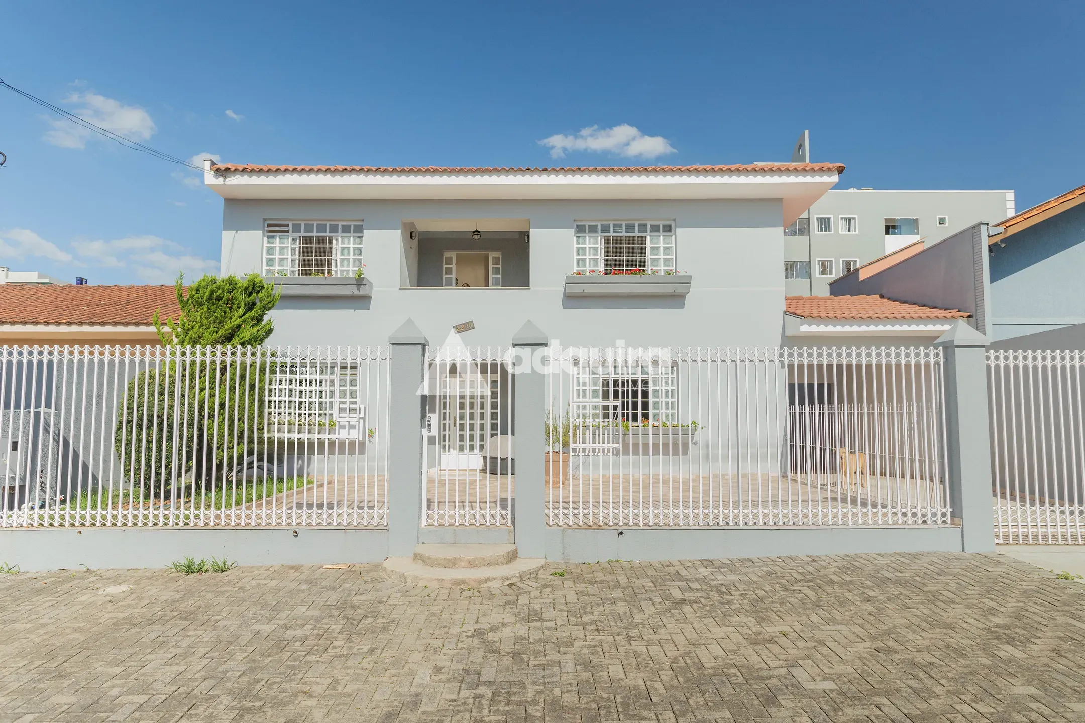 Sobrado, 6 quartos, 337 m² - Foto 1