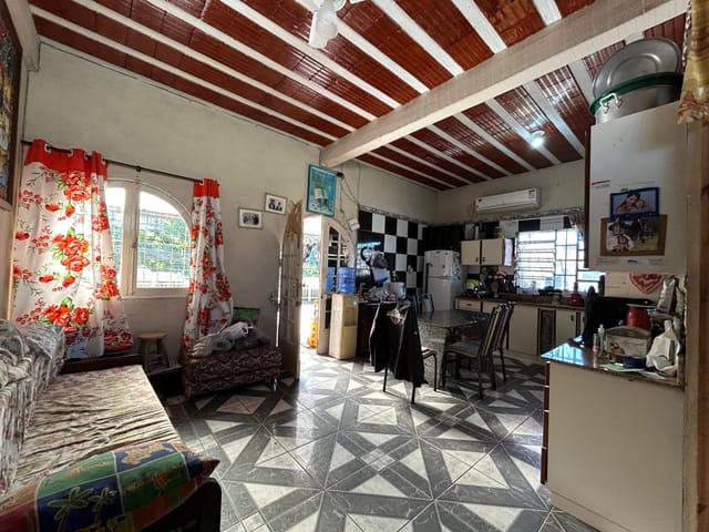 Casa 1 quarto e 2 banheiros, à venda, no bairro Cruzeiro do Sul em Pelotas