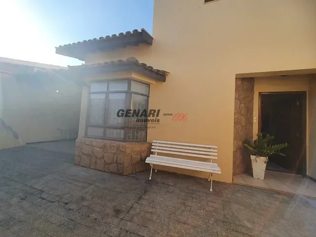 Sobrado com 250m² 3 quartos e 3 banheiros, à venda, no bairro Jardim Pau Preto em Indaiatuba