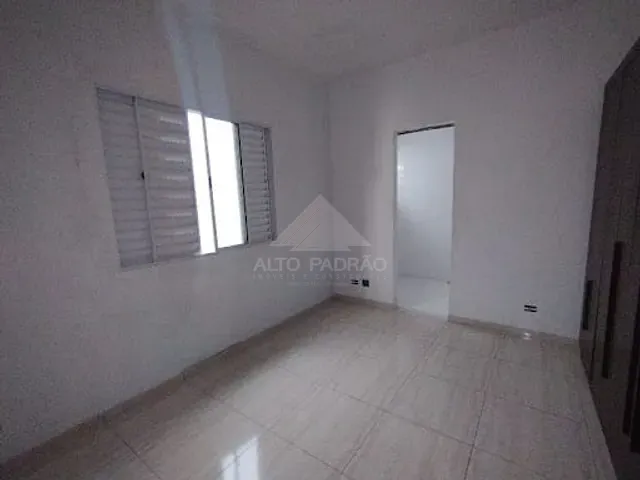 Sobrado com 250m² 3 quartos e 4 banheiros, à venda, no bairro Jardim Campo Verde em Mauá