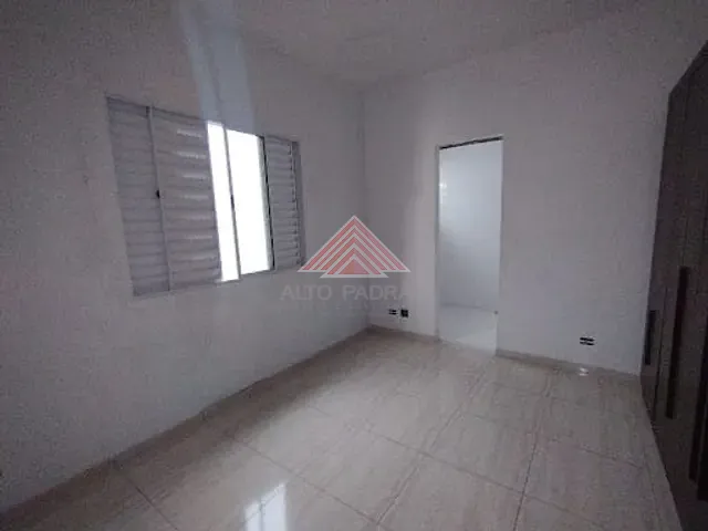 Sobrado com 250m² 3 quartos e 4 banheiros, à venda, no bairro Jardim Campo Verde em Mauá