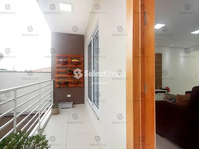 Sobrado com 200m² 3 quartos e 4 banheiros, à venda, no bairro Parque São Vicente em Mauá