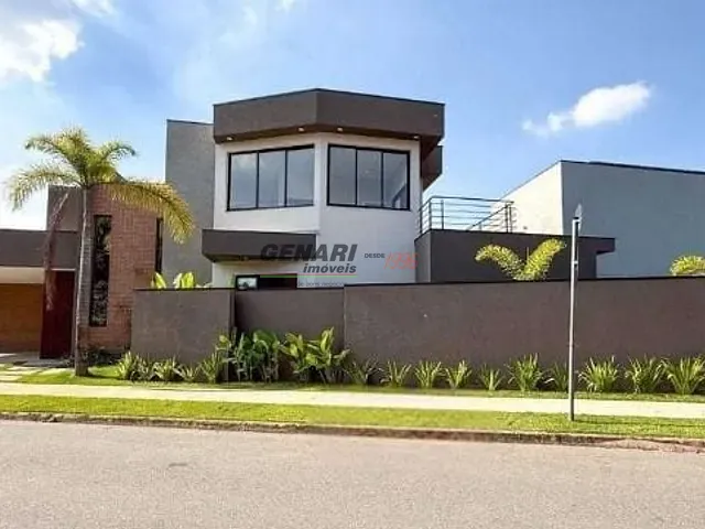Sobrado com 245m² 4 quartos e 6 banheiros, à venda, no bairro Colinas de Indaiatuba em Indaiatuba