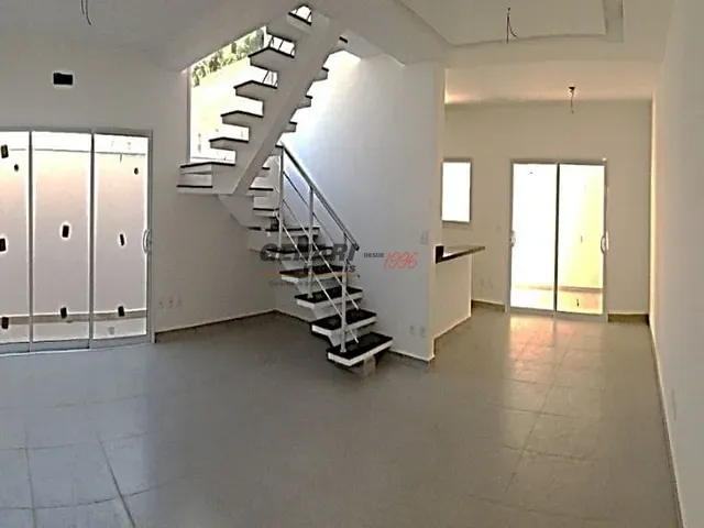 Sobrado com 150m² 3 quartos e 4 banheiros, à venda, no bairro Jardim Montreal Residence em Indaiatuba
