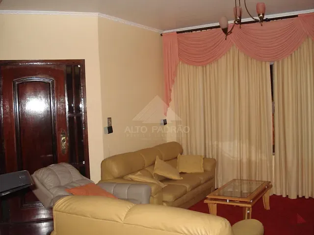 Sobrado com 125m² 4 quartos e 3 banheiros, à venda, no bairro Vila Emílio em Mauá