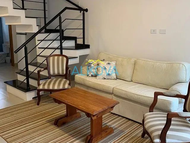 Sobrado com 80m² 2 quartos e 3 banheiros, à venda, no bairro Massaguaçu em Caraguatatuba