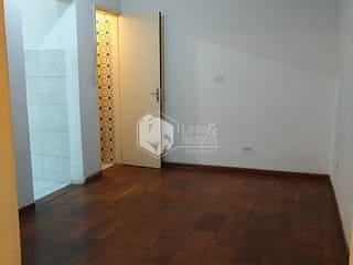 Foto do Sobrado-Sobrado para venda em Vila Santa Catarina com 3 quartos, sendo 2 suítes, 174m²