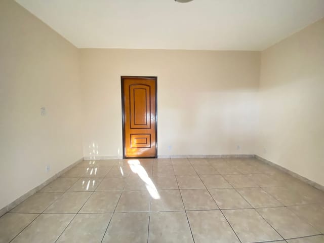 Foto do Sobrado - Sobrado 3 dormitórios à venda, Vila Jussara, Carapicuíba, SP | Collina Imóveis