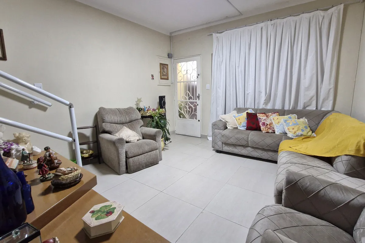 Sobrado para venda em Jardim São Paulo(Zona Norte) com 4 quartos, sendo 1 suíte, 115m²