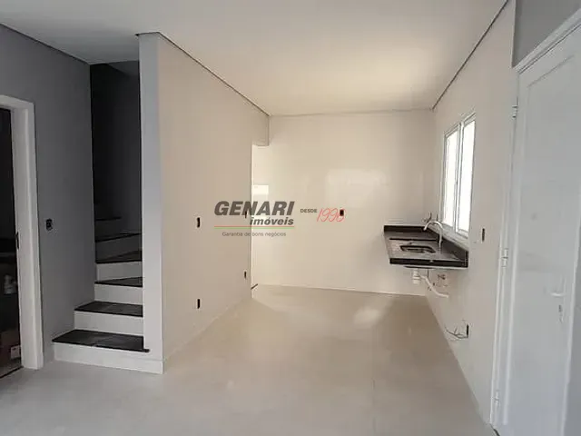 Sobrado com 140m² 3 quartos e 3 banheiros, à venda, no bairro Parque Residencial Indaiá em Indaiatuba