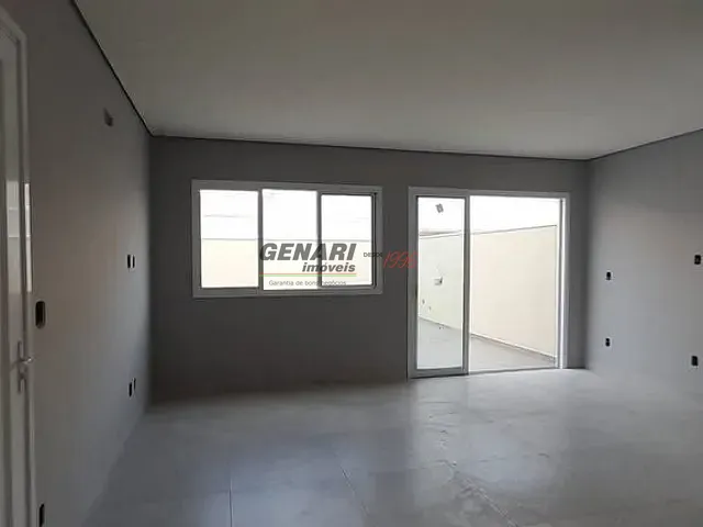 Sobrado com 140m² 3 quartos e 3 banheiros, à venda, no bairro Parque Residencial Indaiá em Indaiatuba
