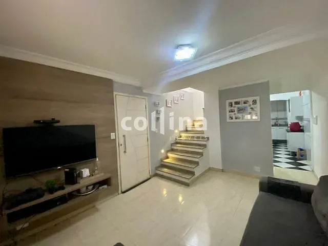 Sobrado com 224m² 3 quartos e 4 banheiros, à venda, no bairro Cidade das Flores em Osasco