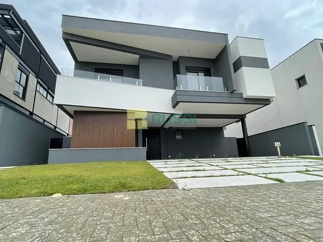 Sobrado com 450m² 4 quartos e 7 banheiros, à venda, no bairro Condomínio Residencial Alphaville I em São José dos Campos