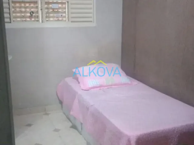 Sobrado com 125m² 2 quartos e 2 banheiros, à venda, no bairro Monte Castelo em São José dos Campos