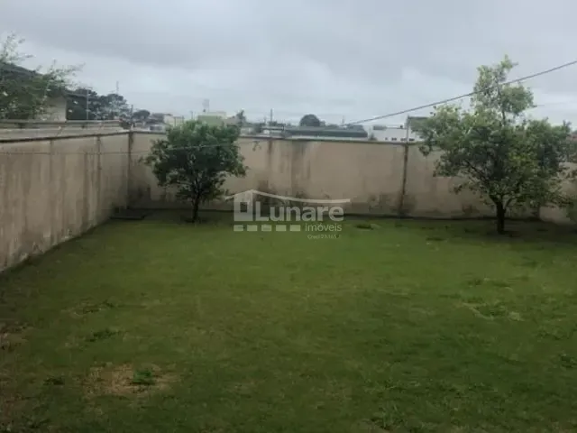 Sobrado com 300m² 3 quartos e 3 banheiros, à venda, no bairro Vila Oliveira em Mogi das Cruzes