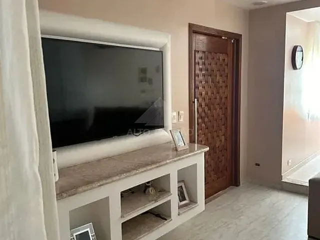 Sobrado com 147m² 3 quartos e 4 banheiros, à venda, no bairro Parque São Vicente em Mauá