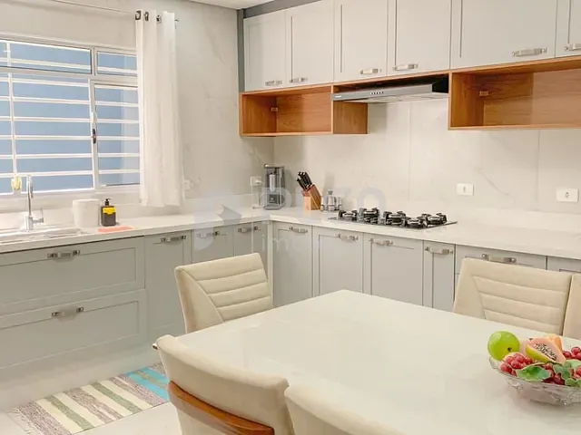 Sobrado 5 quartos e 6 banheiros, à venda, no bairro Santa Teresinha em São Paulo