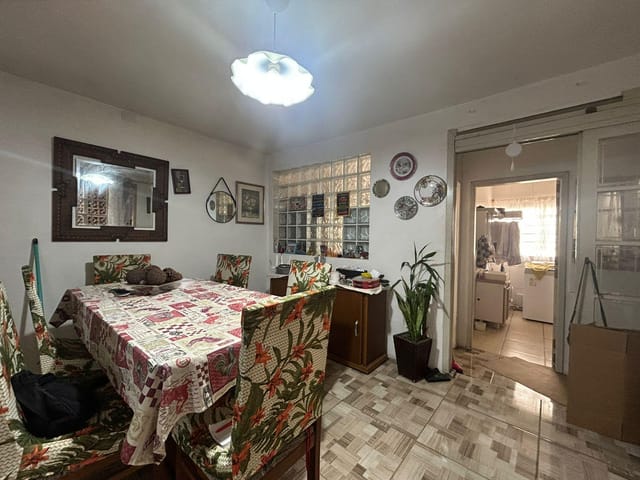 Casa 2 quartos e 3 banheiros, à venda, no bairro Centro em Pelotas