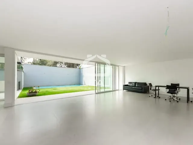 Sobrado com 488m² 4 quartos e 6 banheiros, à venda, no bairro Campo Belo em São Paulo