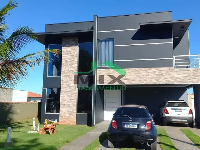 Sobrado com 450m² 4 quartos e 4 banheiros, à venda, no bairro Ninho verde em Porangaba