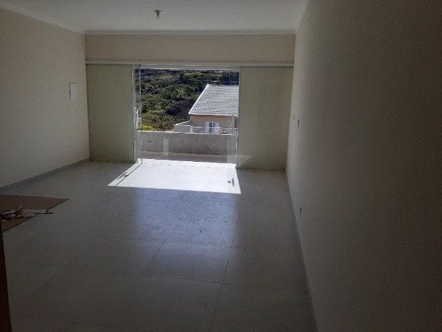 Foto do Sobrado - Sobrado com 3 dormitórios à venda, 150 m² por R$ 618.000,00 - Portal dos Pássaros - São José dos Campos/SP | RUSSI IMÓVEIS