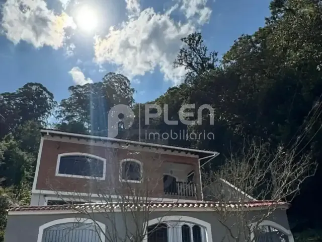 Sobrado com 200m² 5 quartos e 4 banheiros, à venda, no bairro Vila Irmãos Arnoni em São Paulo