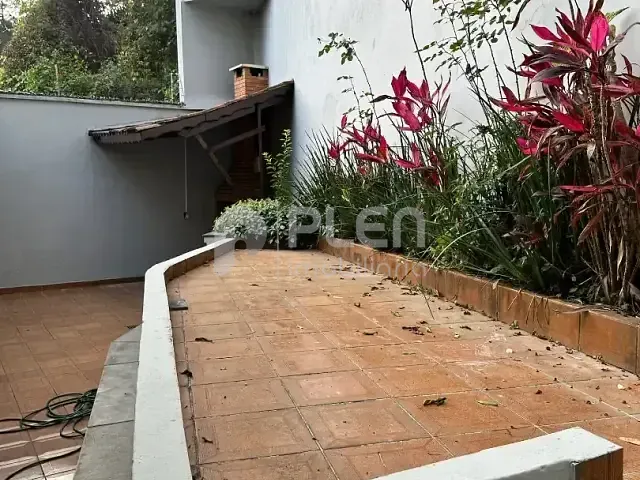 Sobrado com 200m² 5 quartos e 4 banheiros, à venda, no bairro Vila Irmãos Arnoni em São Paulo