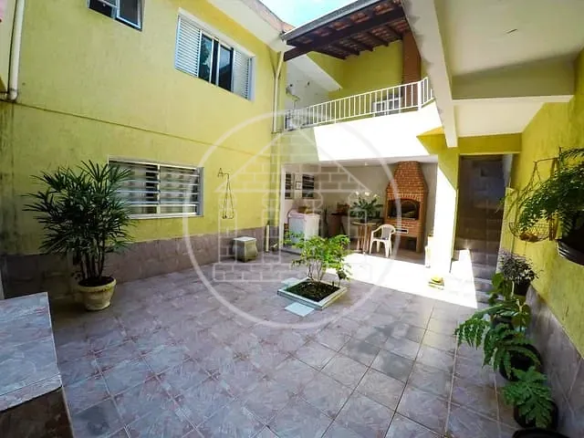 Sobrado com 300m² 3 quartos e 3 banheiros, à venda, no bairro Parque Brasil em São Paulo