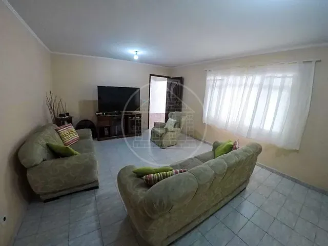 Sobrado com 300m² 3 quartos e 3 banheiros, à venda, no bairro Parque Brasil em São Paulo