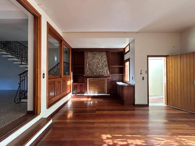 Casa com 367m² 3 quartos e 4 banheiros, à venda, no bairro Areal em Pelotas