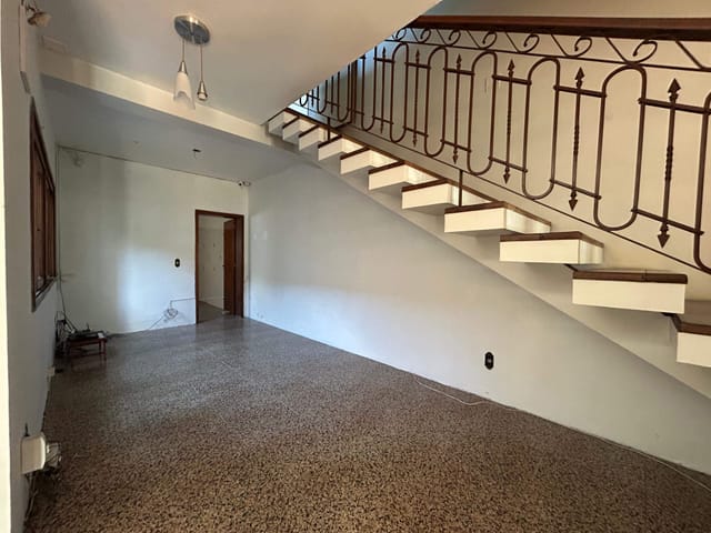 Casa com 367m² 3 quartos e 4 banheiros, à venda, no bairro Areal em Pelotas