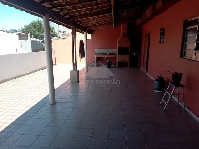 Sobrado com 168m² 3 quartos e 2 banheiros, à venda, no bairro Jardim Itapark Velho em Mauá