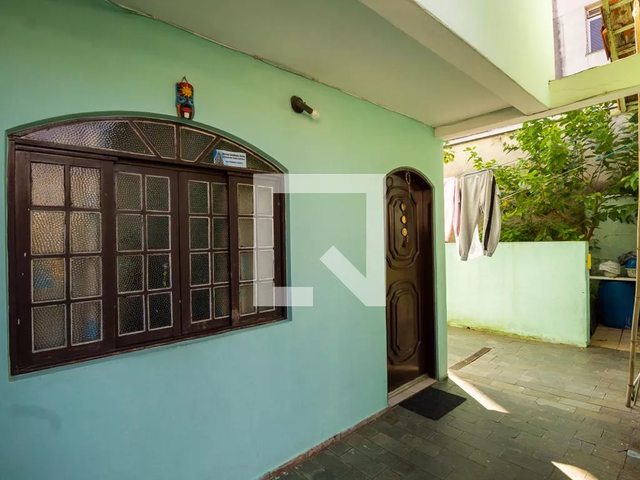 Sobrado com 400m² 4 quartos e 3 banheiros, à venda, no bairro Vila Brasilina em São Paulo