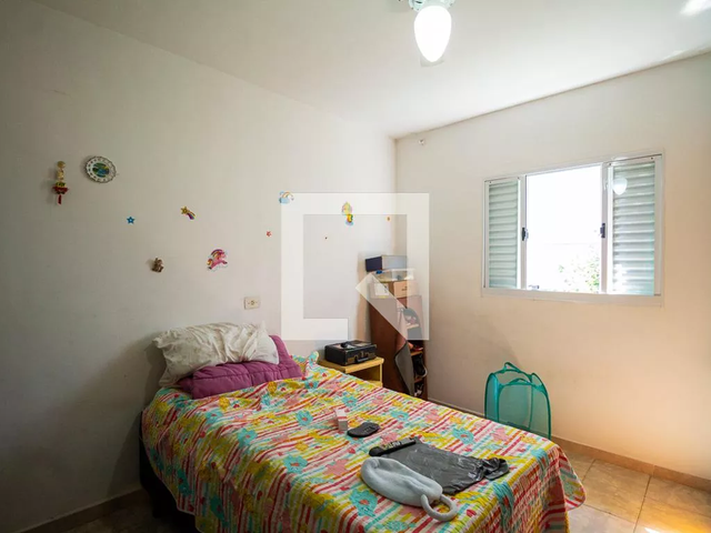 Sobrado com 400m² 4 quartos e 3 banheiros, à venda, no bairro Vila Brasilina em São Paulo