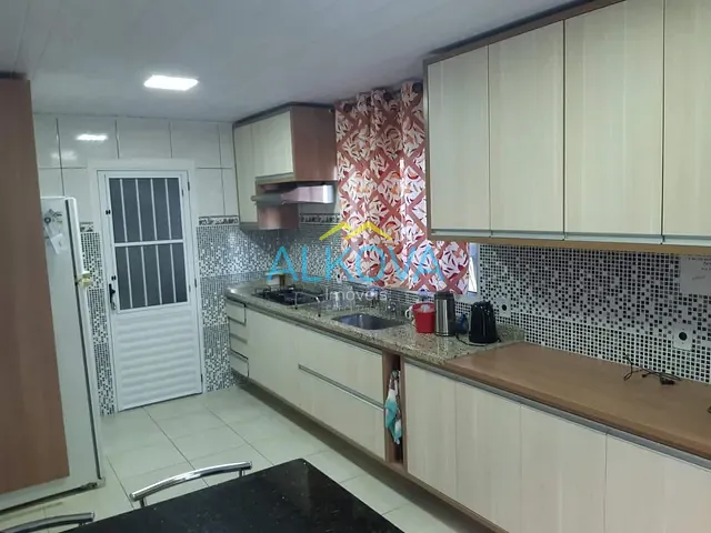 Sobrado com 125m² 2 quartos e 2 banheiros, à venda, no bairro Conjunto Residencial Dom Pedro I em São José dos Campos