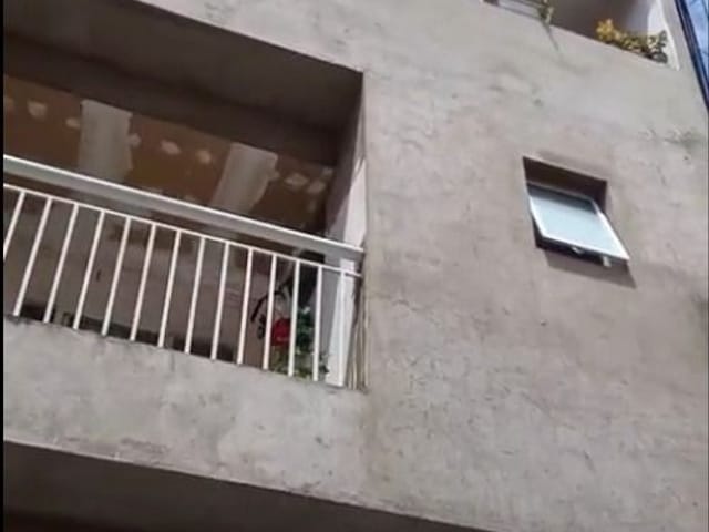 Sobrado com 140m² 3 quartos e 3 banheiros, à venda, no bairro Jardim Sandra em Cotia