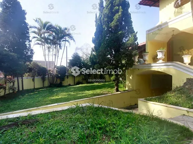 Sobrado com 500m² 4 quartos e 5 banheiros, à venda, no bairro Suíssa em Ribeirão Pires